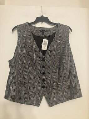 Torrid Studio Luxe Ponte herringbone classic V-neck five button closure 0(12)